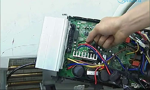 贵定美的空调电话是多少